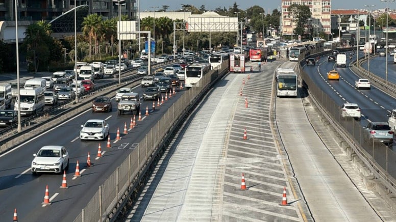 BİR ŞEHRE DAHA METROBÜS GELİYOR