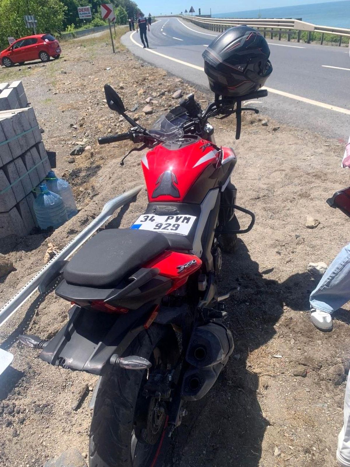 Alaplı’da otomobilin çarptığı motosiklet sürücüsü yaralandı